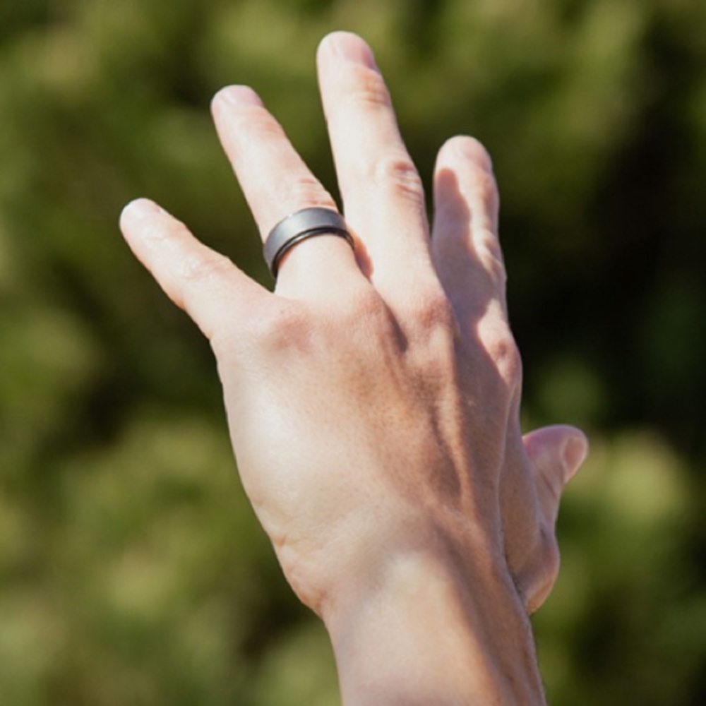 NWT Silicone Wedding Band Ring - ✈️🏋️‍♀️ Travel & Work Engagement Ring